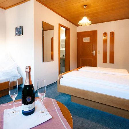 Hotel Gruenwinkel Oberharmersbach Esterno foto