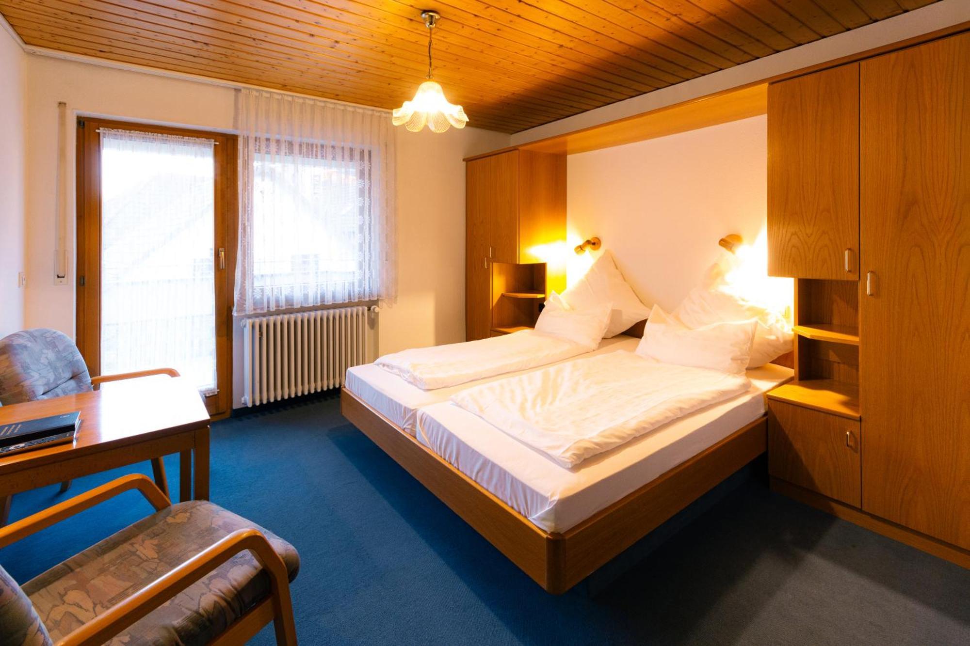 Hotel Gruenwinkel Oberharmersbach Esterno foto
